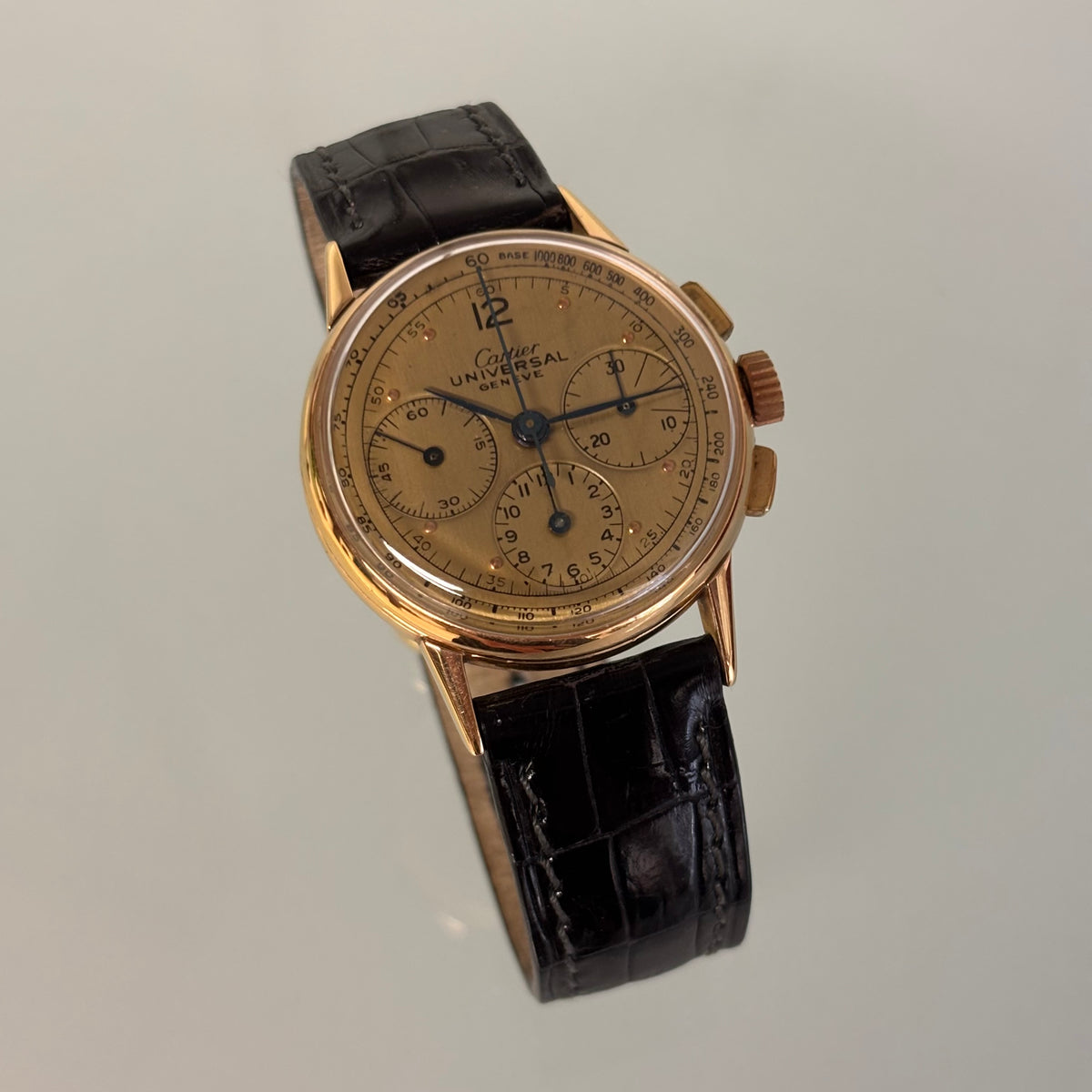 Cartier Universal Genève 18k Rose Gold Compax