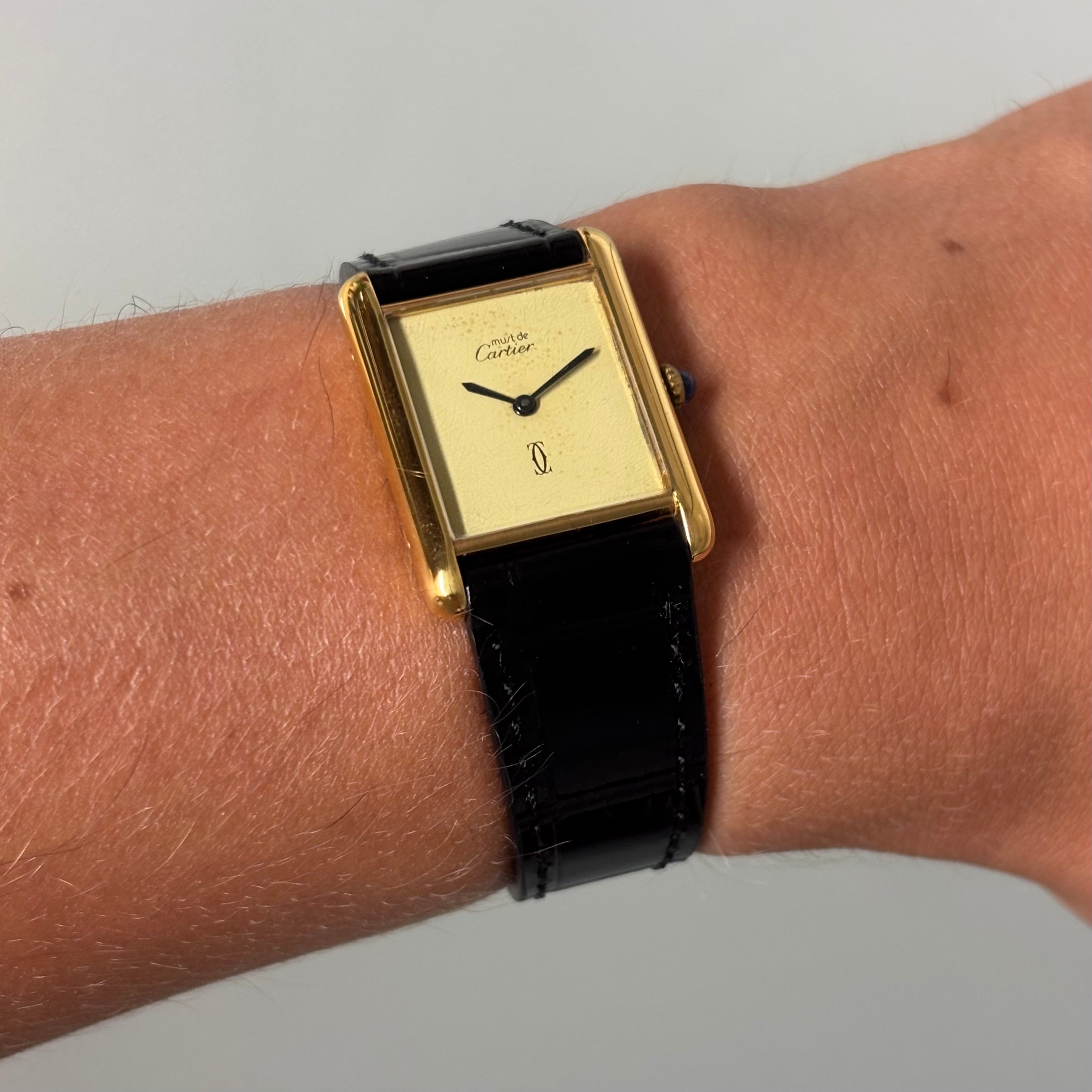 Must de Cartier Lemon dial GM hand wound