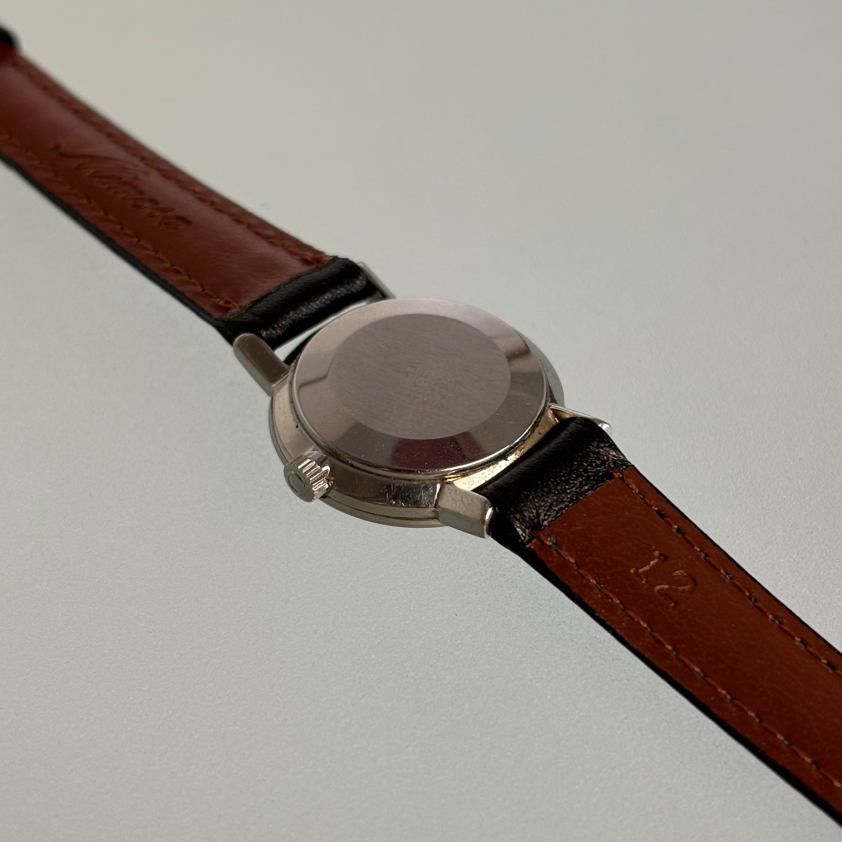 Omega Genève Breguet dial