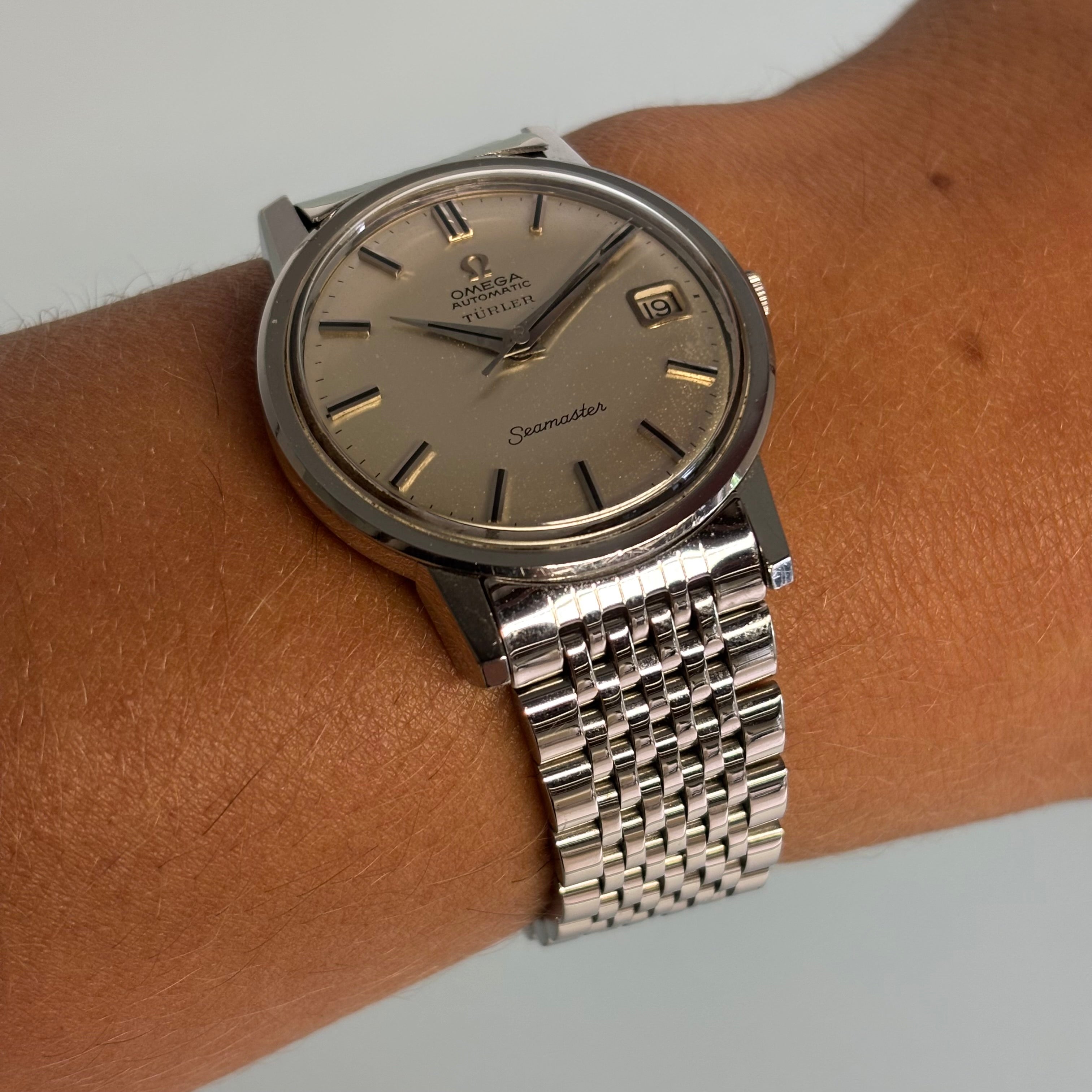 Omega Seamaster Türler with bracelet