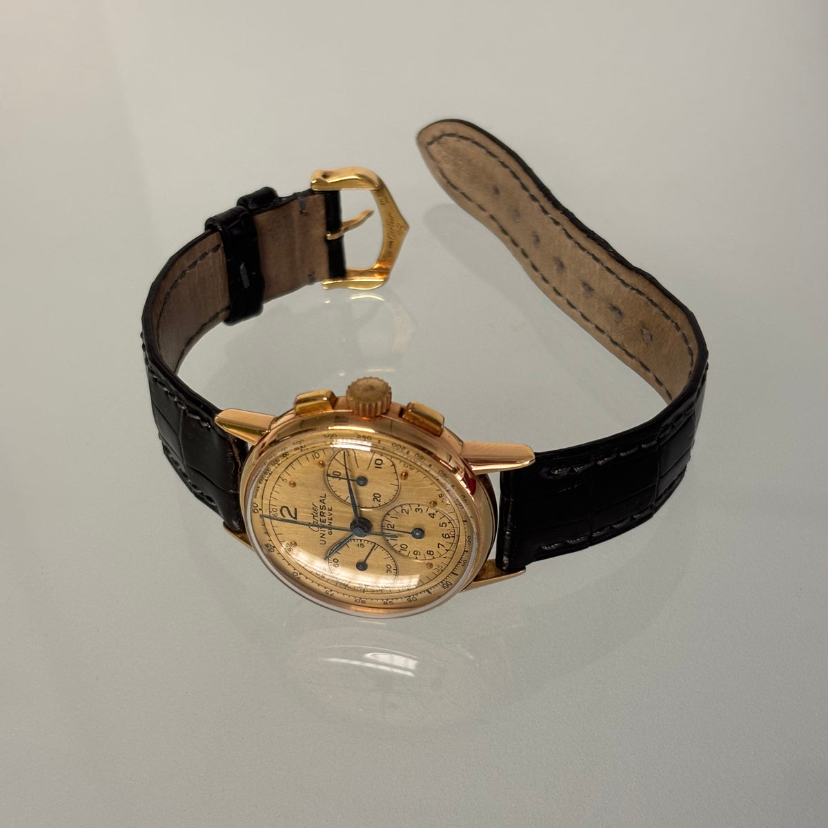 Cartier Universal Genève 18k Rose Gold Compax