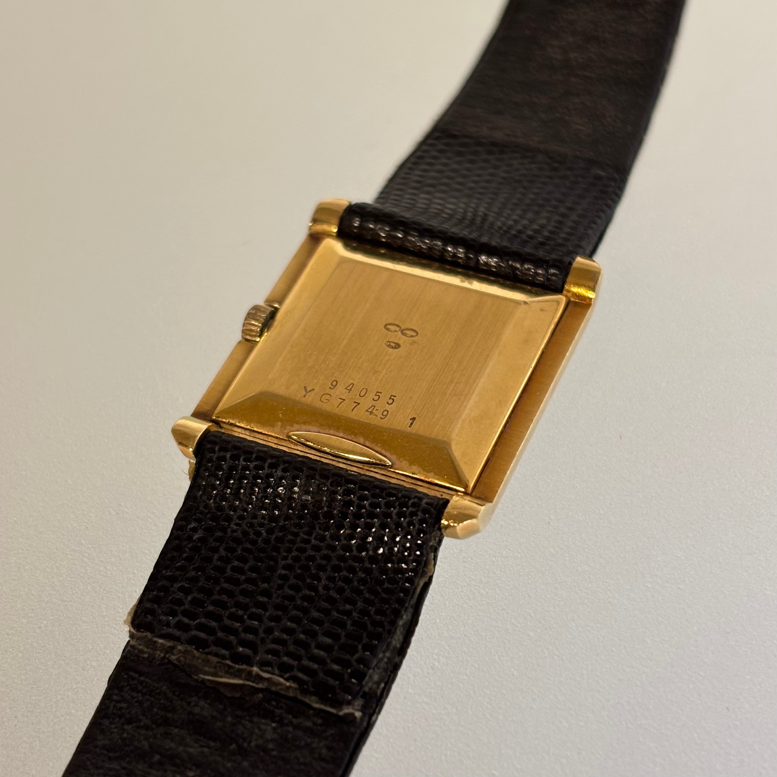 Bueche Girod 18k Tank Normale