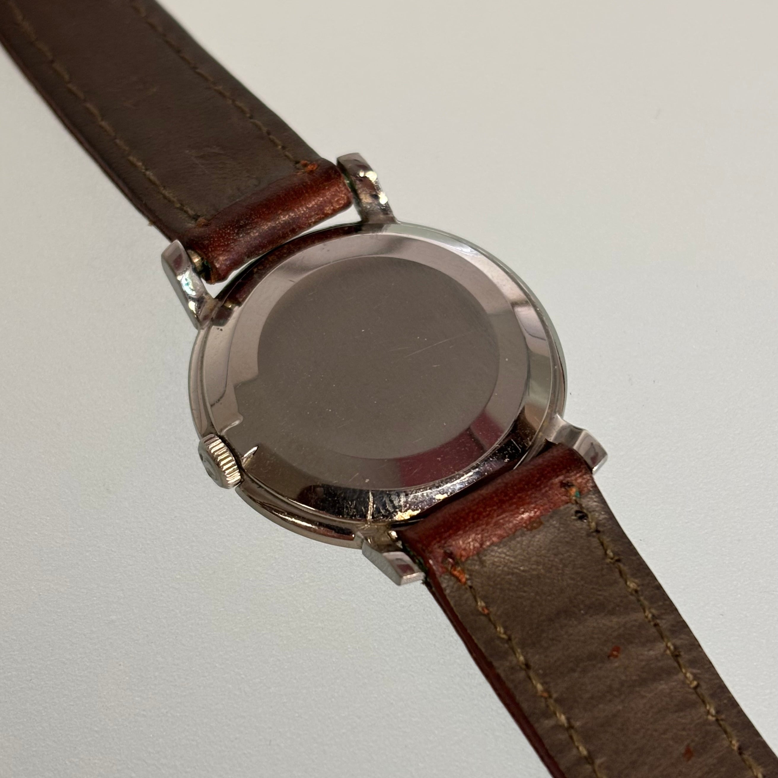 Omega Genève Breguet dial
