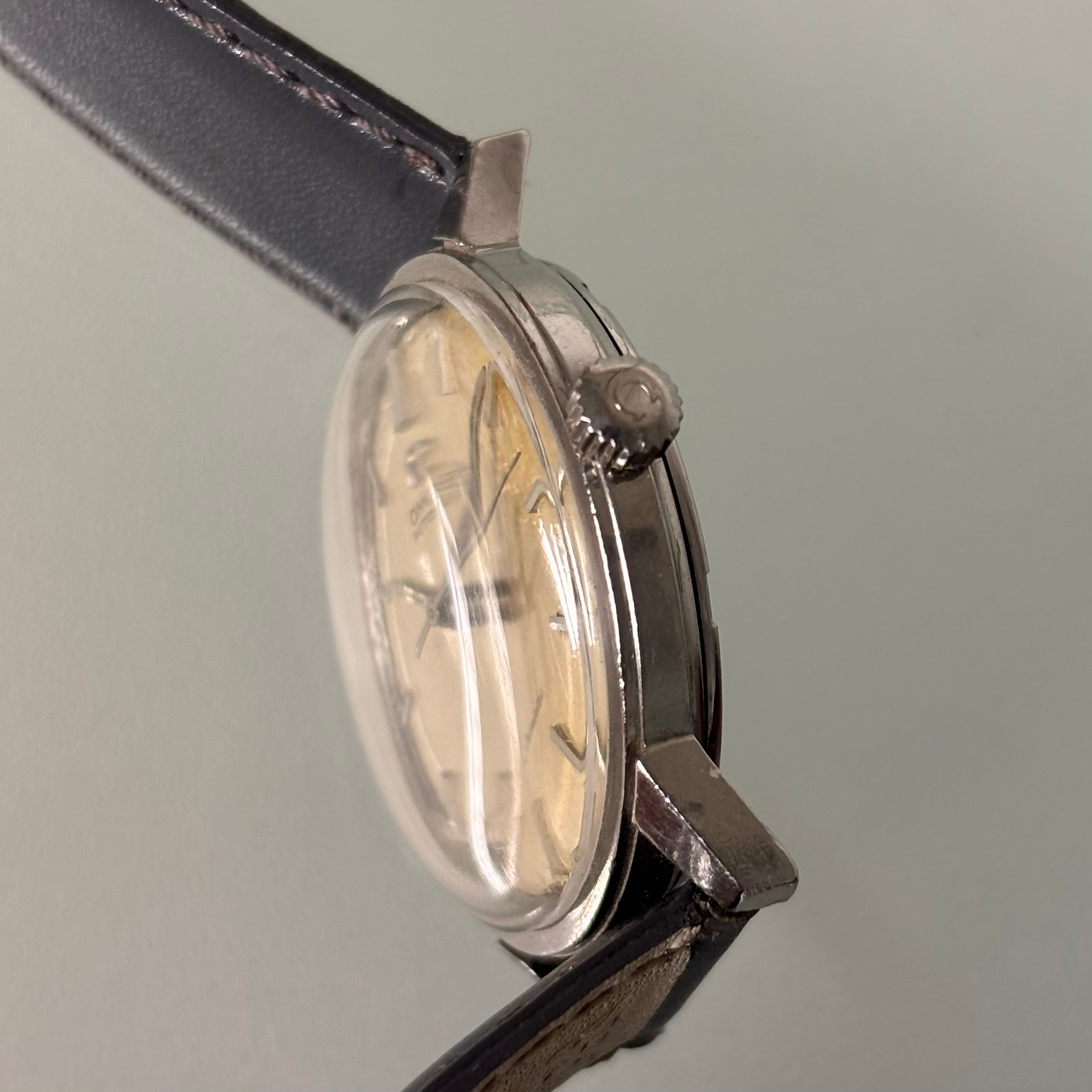 Omega Seamaster Patina Dial – Steel Case with Vintage Character