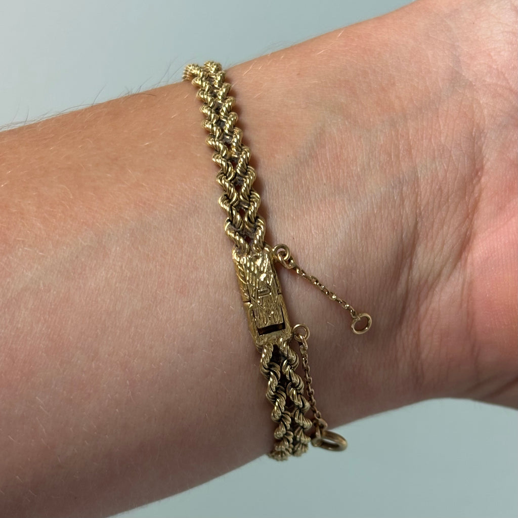 Piaget 18k braceletwatch with diamonds & baguettes
