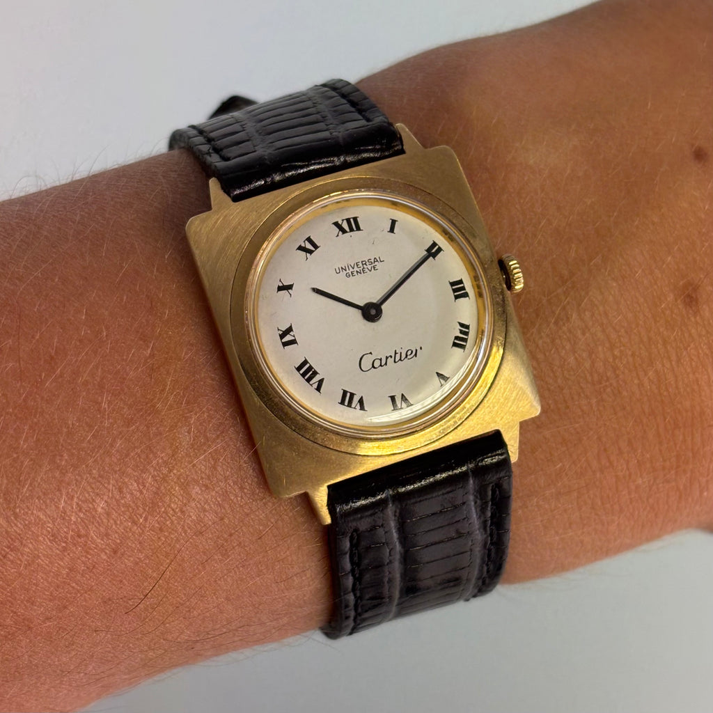 Universal Genève 18k Cartier signed