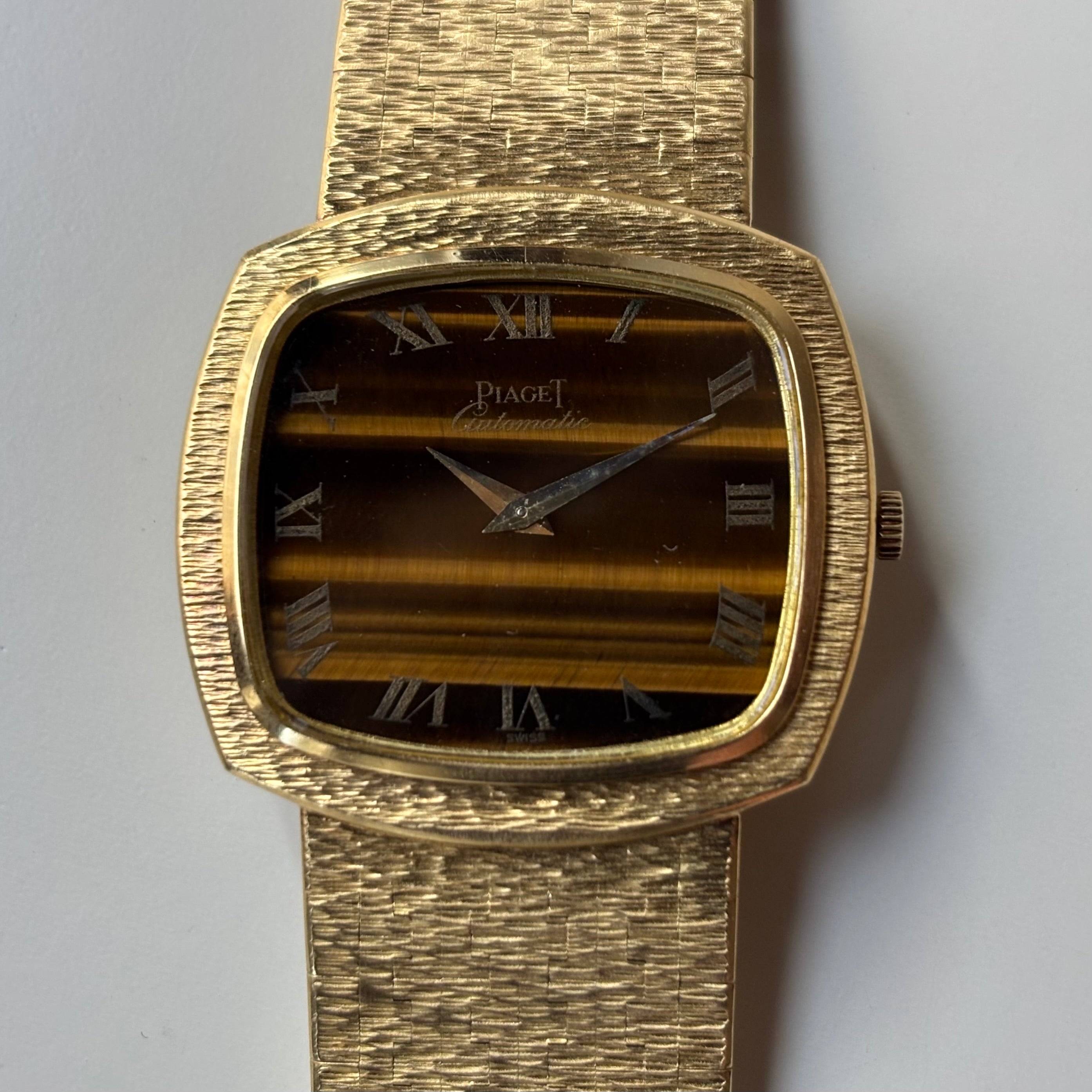 Piaget Tiger Eye Dial 18K Gold Jumbo Vintage Watch