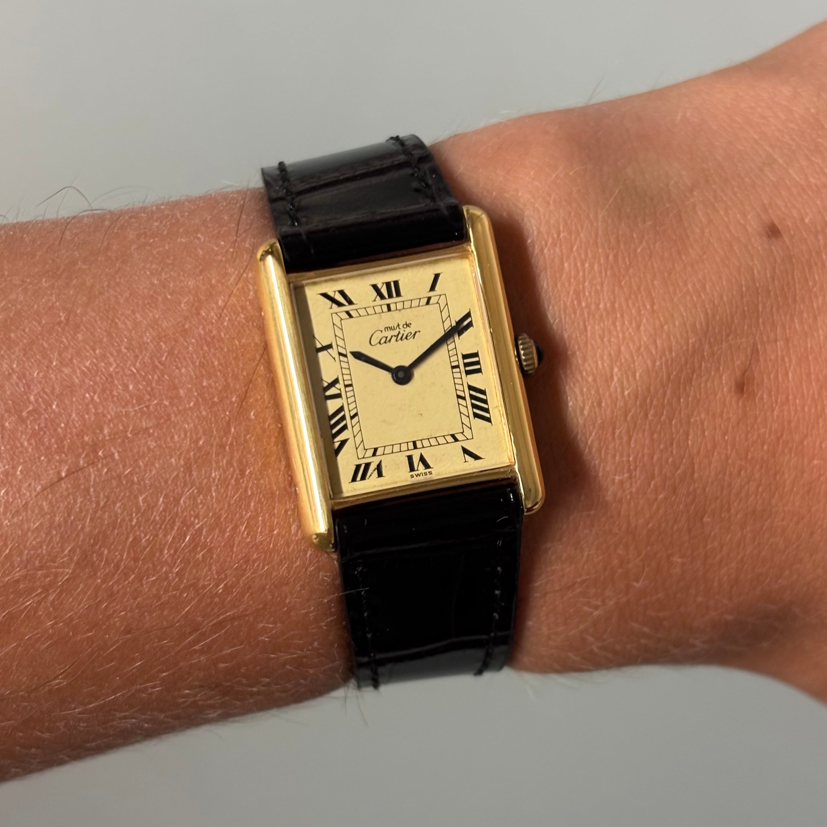 Cartier tank GM lemon Roman numeral dial