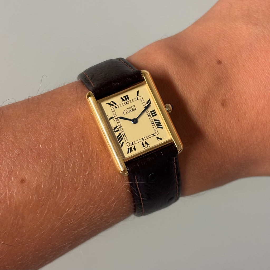 Cartier Tank champagne GM with original buckle