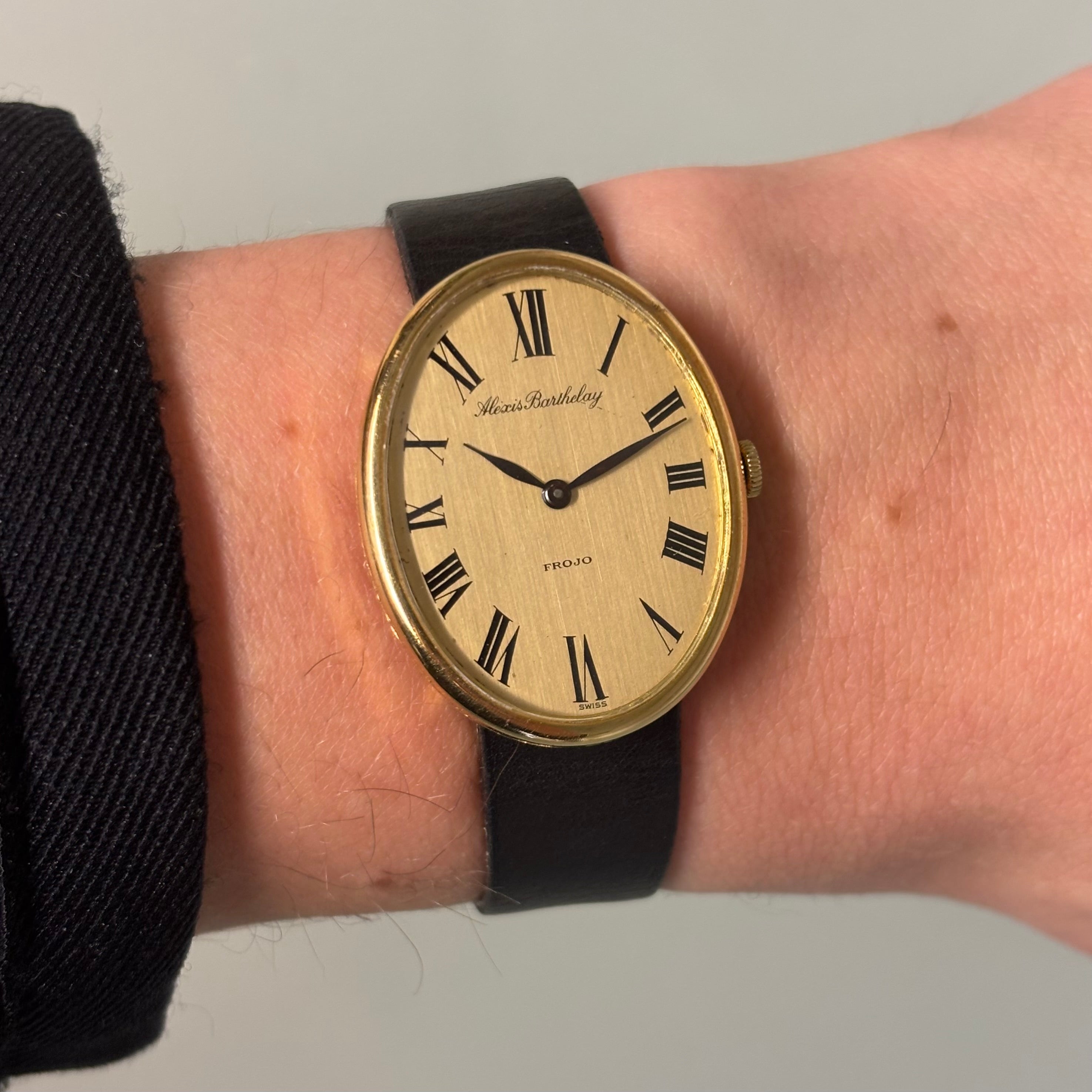 Alexis Barthelay Oval Wristwatch – Frojo Signed Dial, 18K Gold