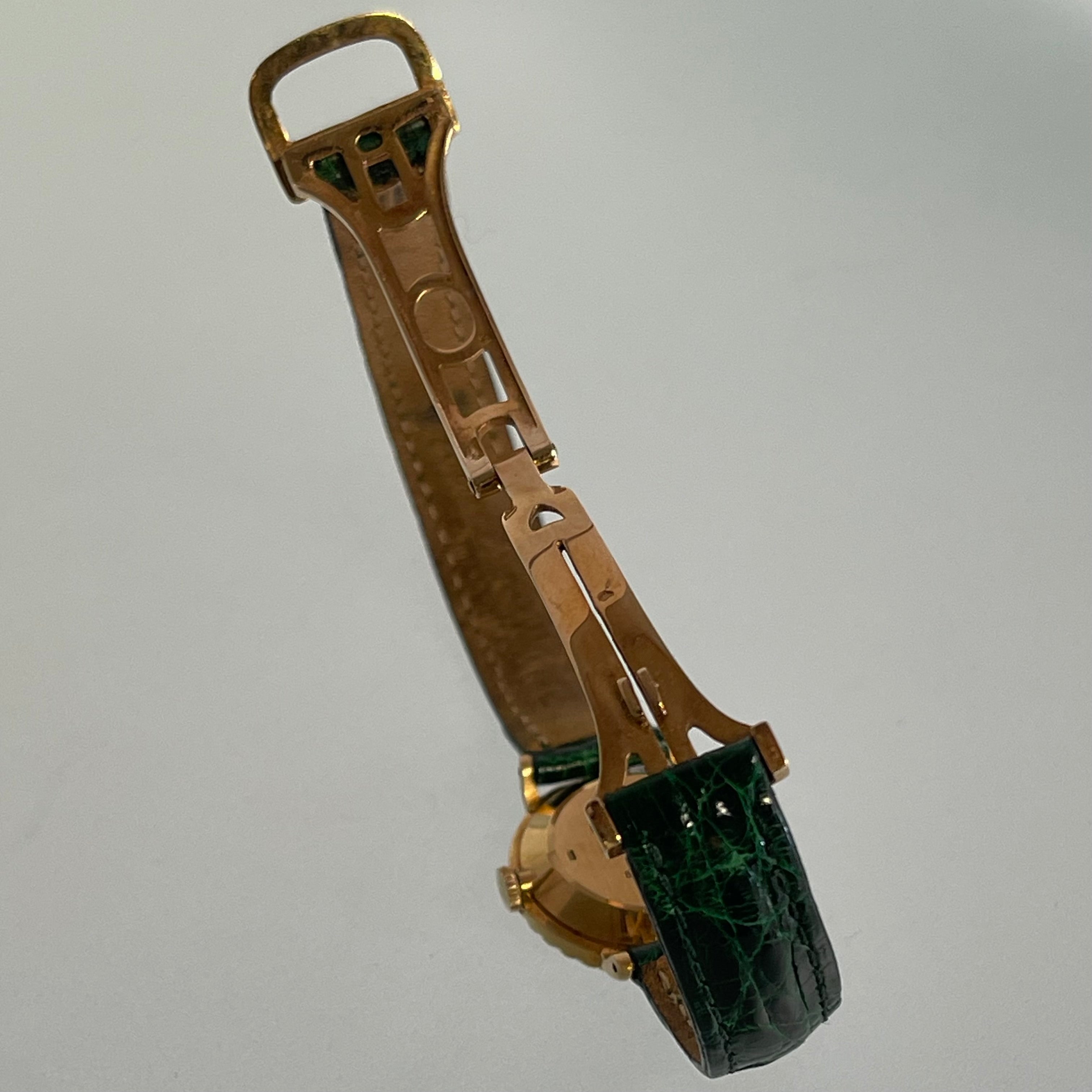 Beaume & Mercier 18k malachite with rare clasp