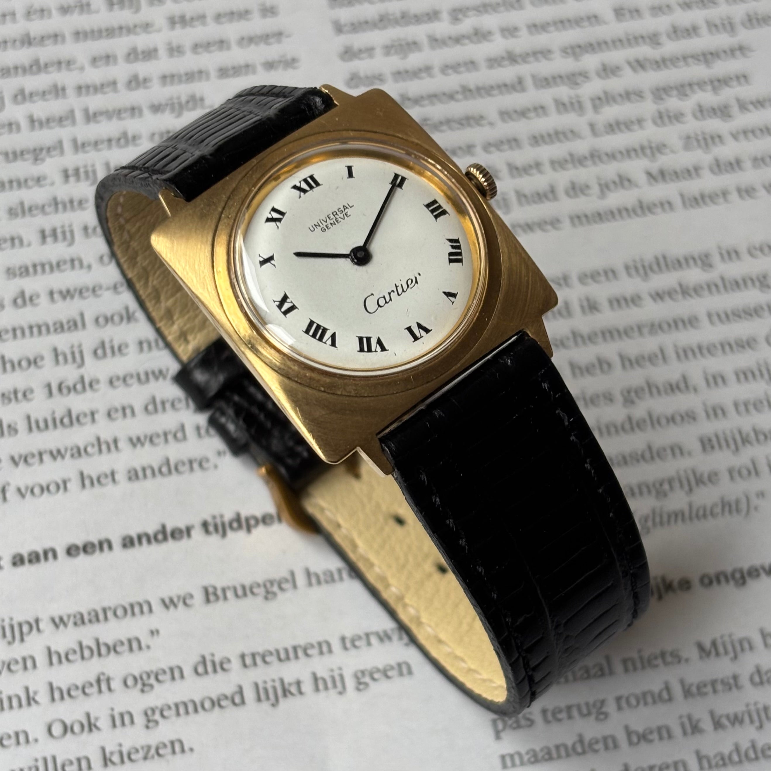 Universal Geneve Wristwatch – Cartier Signed, 18K Yellow Gold