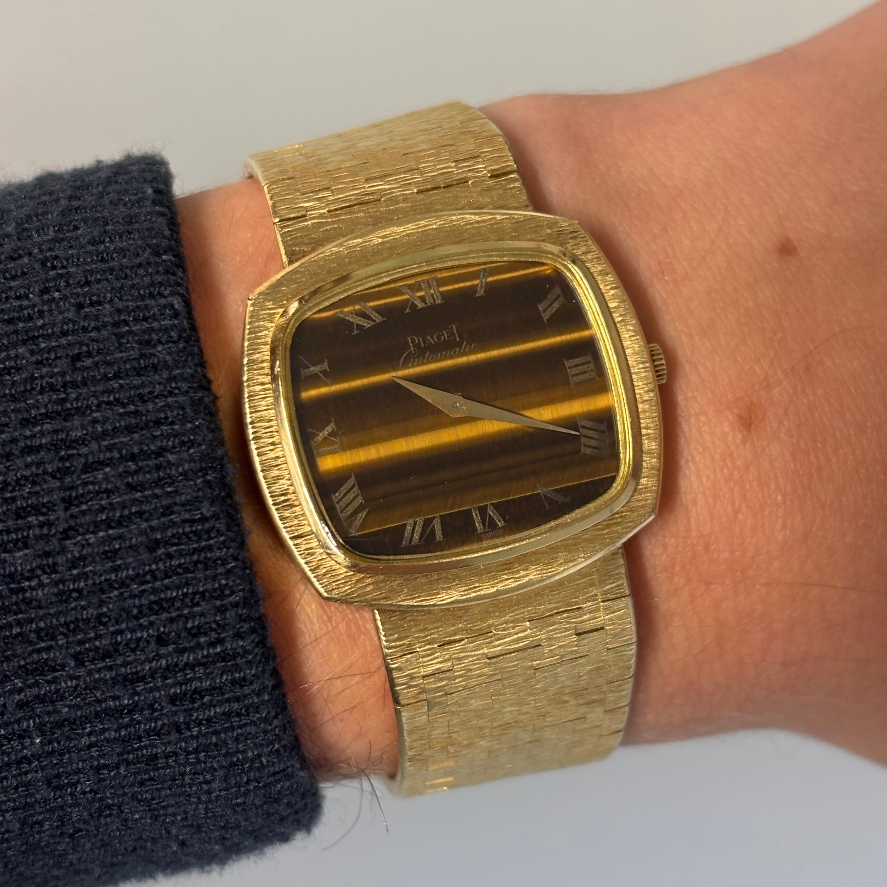 Piaget Tiger Eye Dial 18K Gold Jumbo Vintage Watch