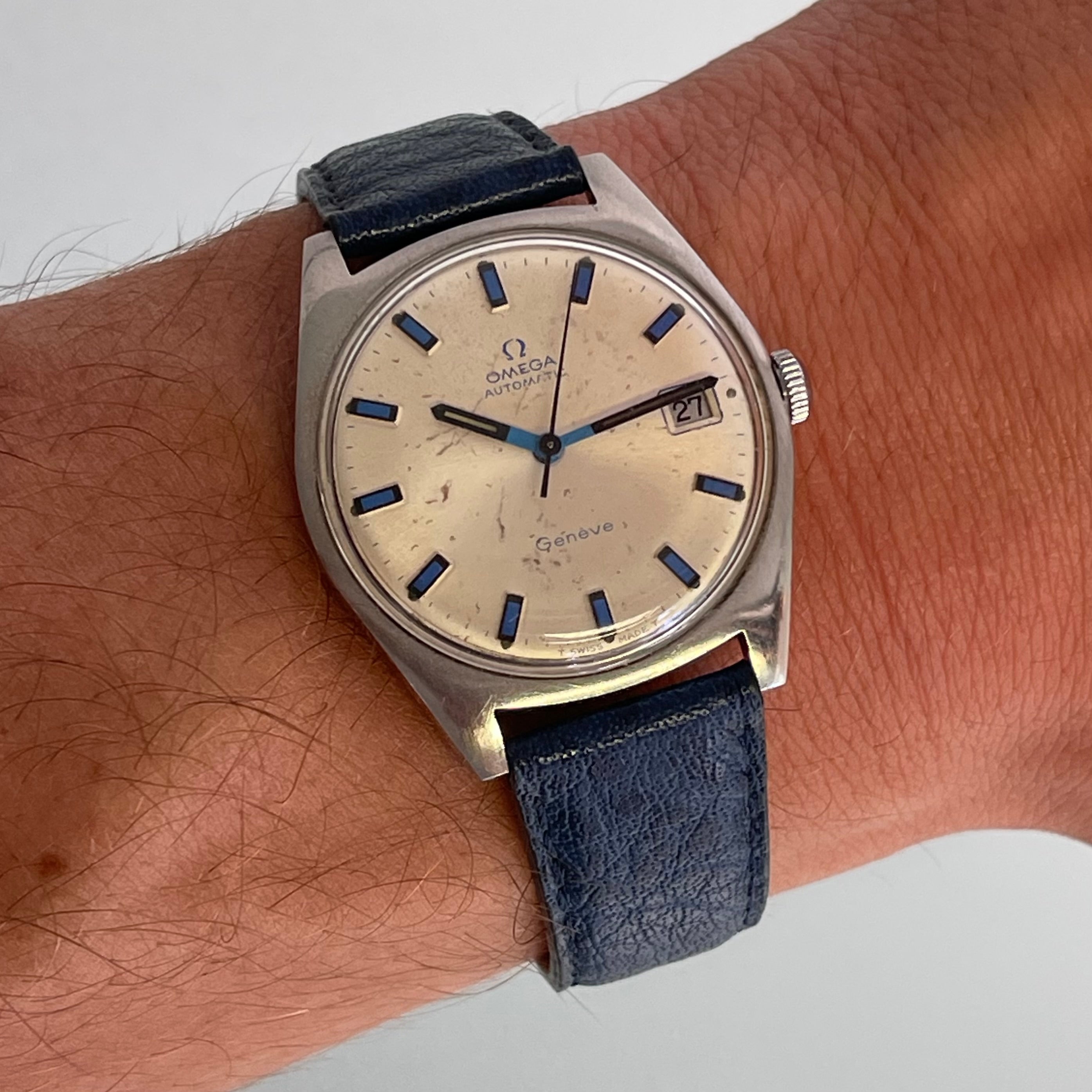 Omega Genève Blue accent dial