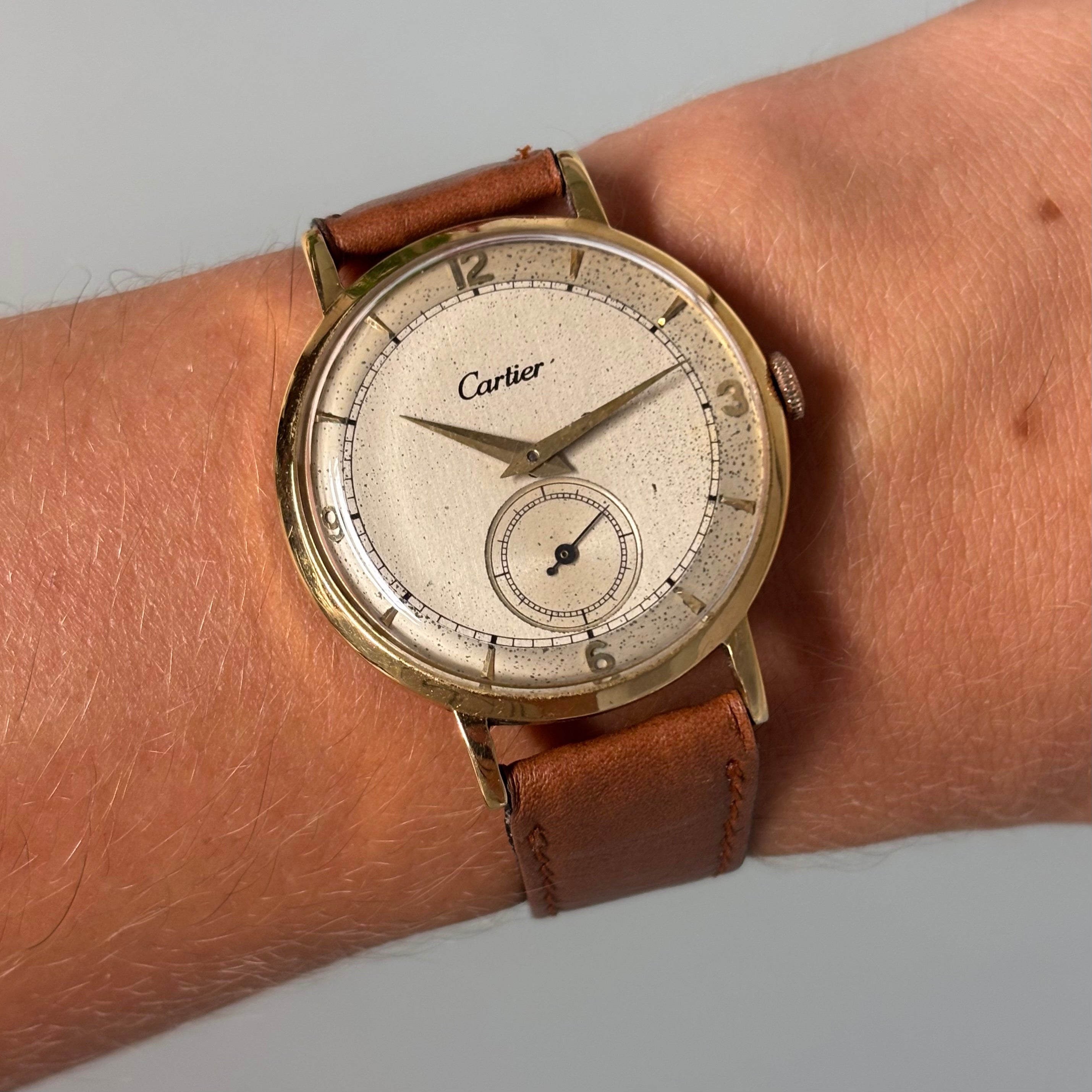 Cartier EWC Wristwatch – 18K Yellow Gold, 1940s Vintage