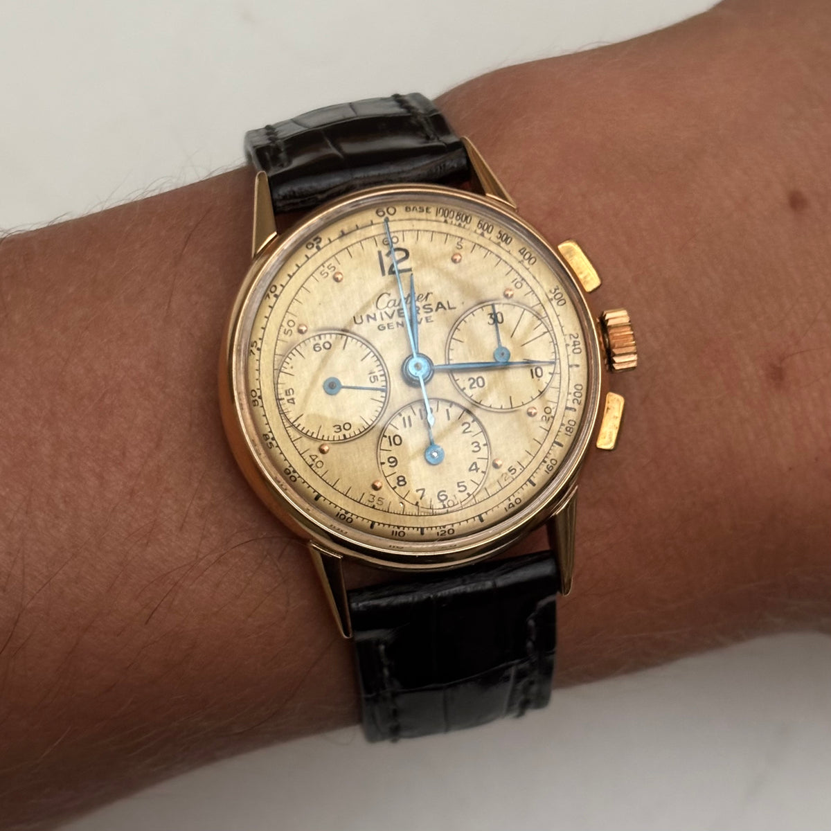 Cartier Universal Genève 18k Rose Gold Compax