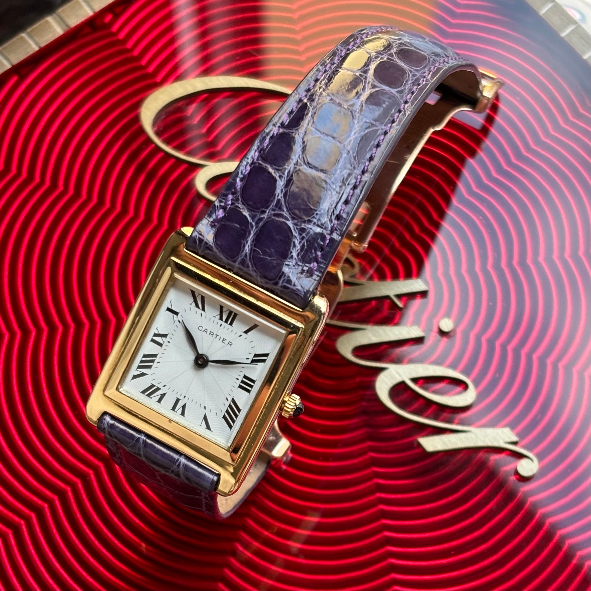 Piaget × Cartier Wristwatch – 18K Yellow Gold, Guilloche Dial