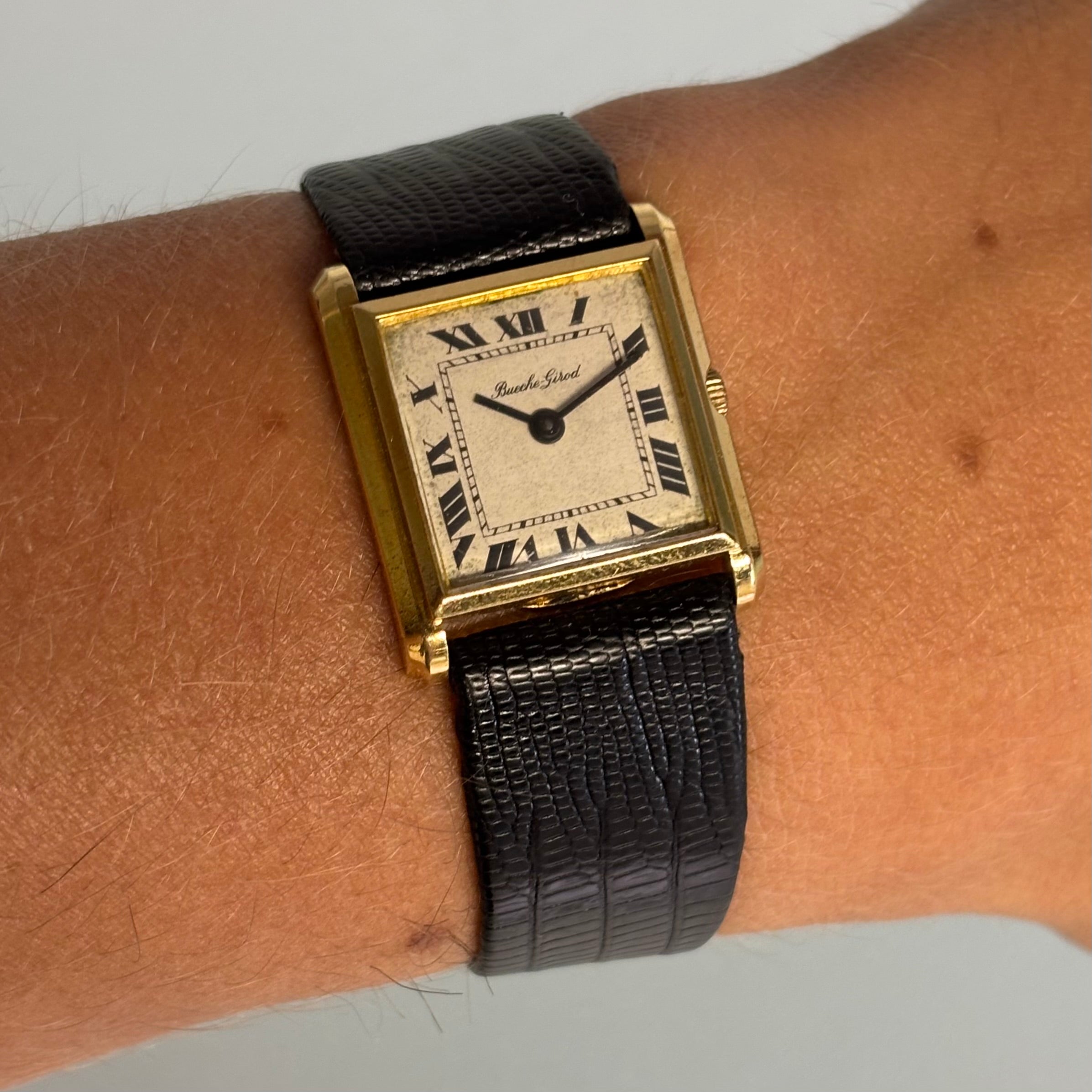 Bueche Girod 18k Tank Normale