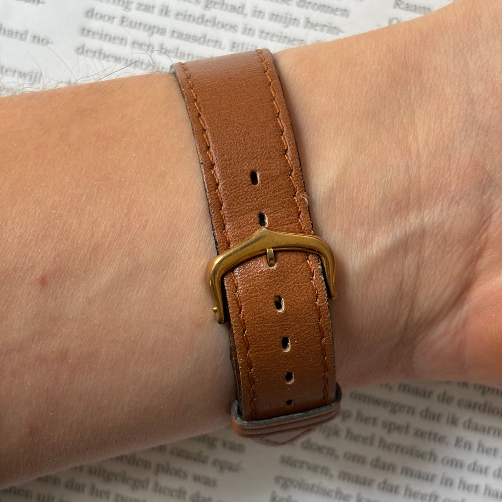 Cartier EWC Wristwatch – 18K Yellow Gold, 1940s Vintage