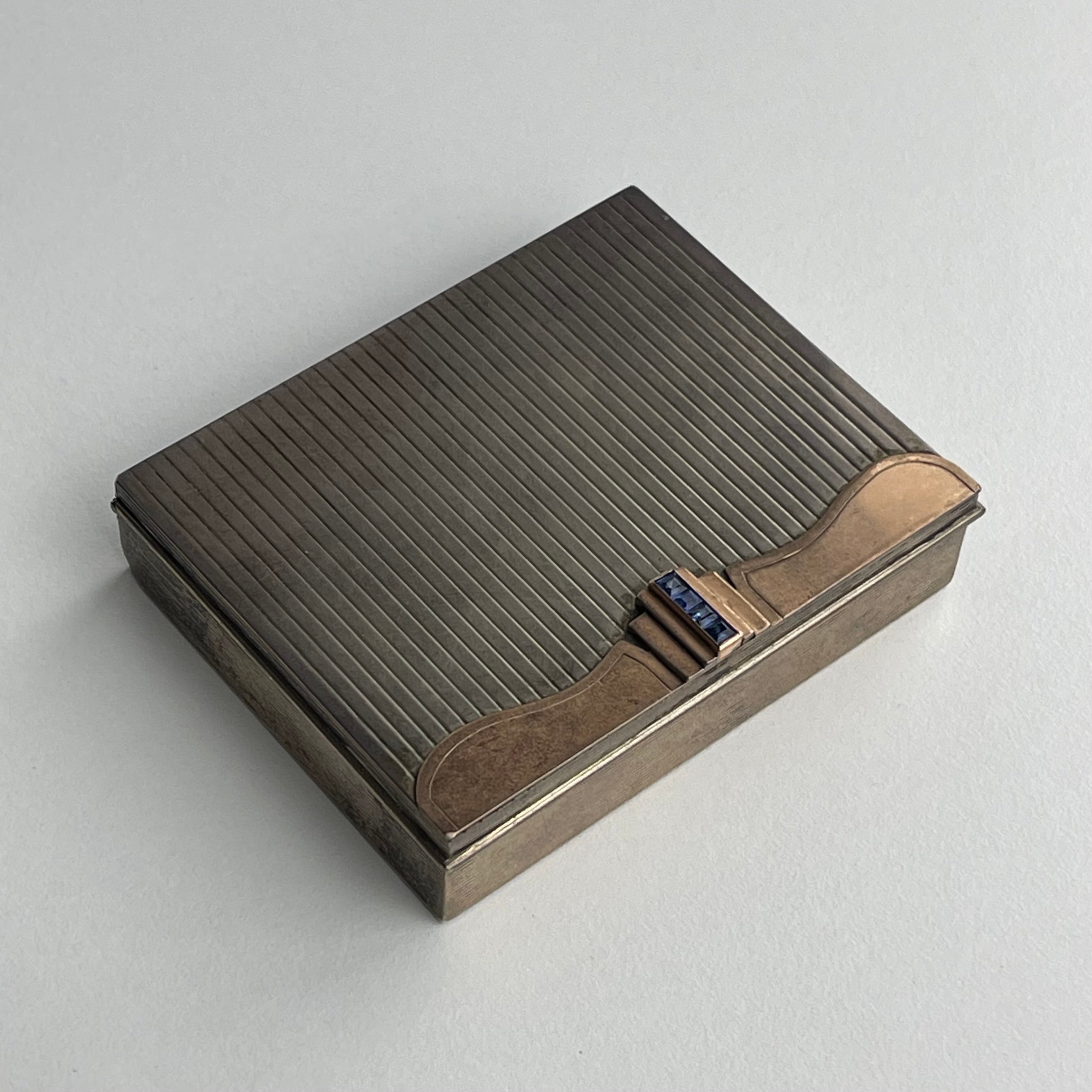 Big Cartier pill box