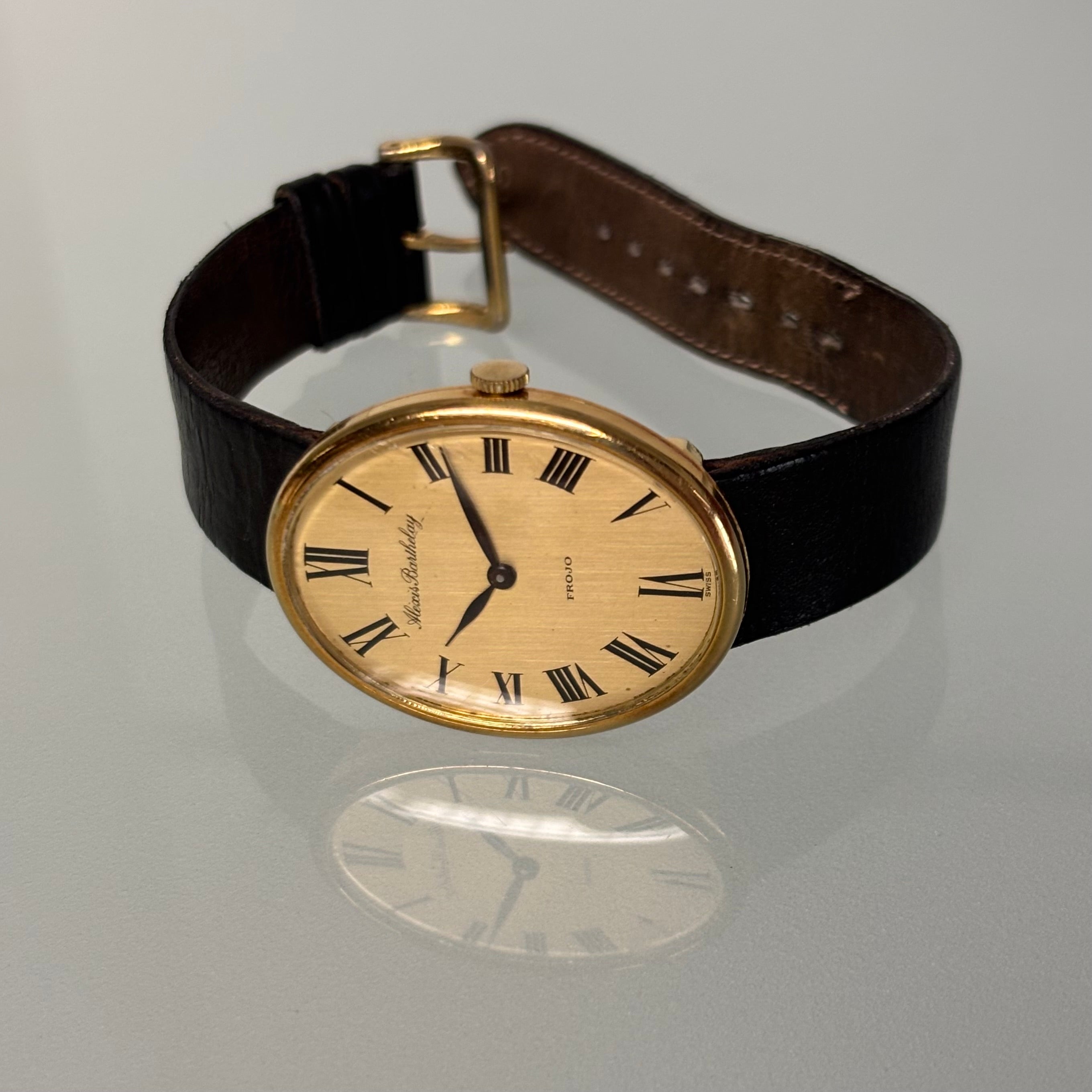Alexis Barthelay Oval Wristwatch – Frojo Signed Dial, 18K Gold