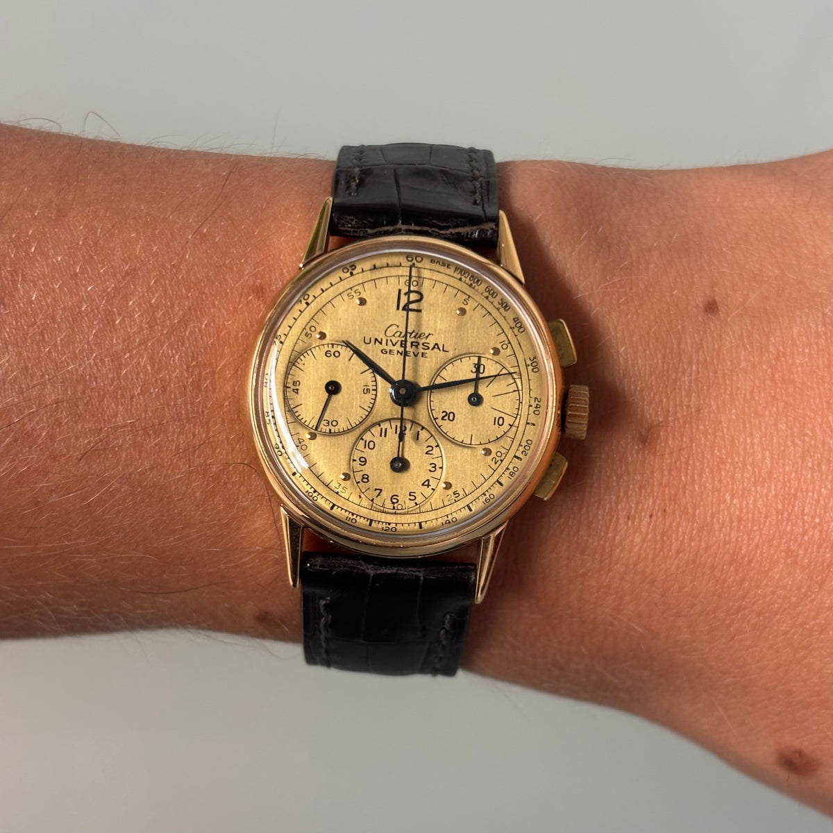 Cartier Universal Genève 18k Rose Gold Compax